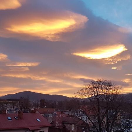 Apartament Nowoczesny Komfortowy Kustronia Z Garazem Balkonem Wanna Bílsko-Bělá Exteriér fotografie