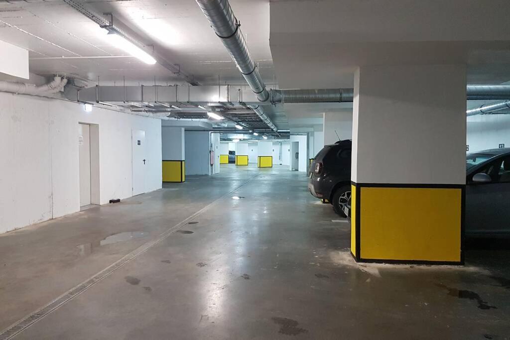 Apartament Nowoczesny Komfortowy Kustronia Z Garazem Balkonem Wanna Bílsko-Bělá Exteriér fotografie