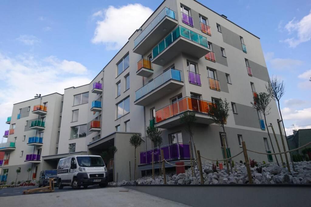 Apartament Nowoczesny Komfortowy Kustronia Z Garazem Balkonem Wanna Bílsko-Bělá Exteriér fotografie