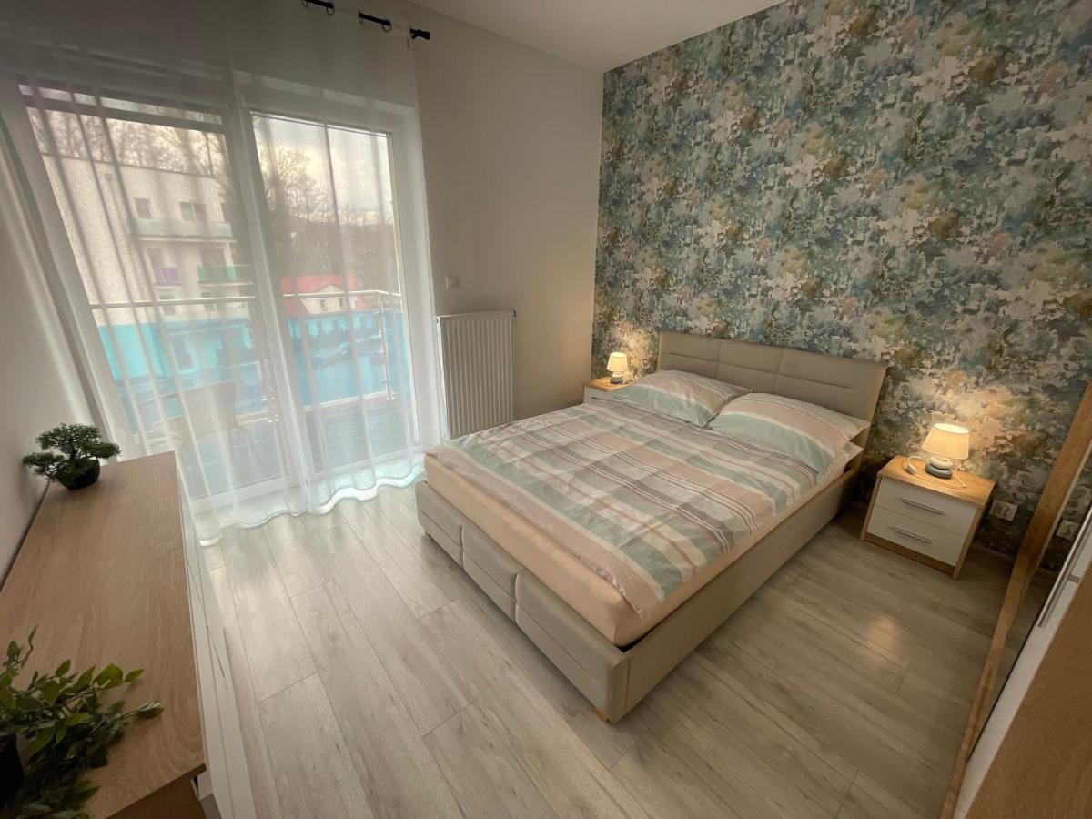 Apartament Nowoczesny Komfortowy Kustronia Z Garazem Balkonem Wanna Bílsko-Bělá Exteriér fotografie