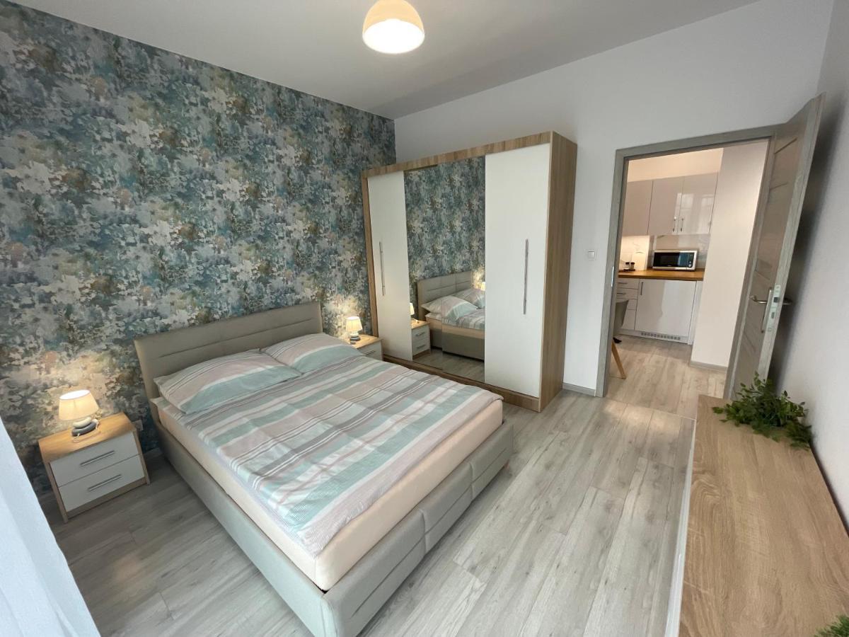 Apartament Nowoczesny Komfortowy Kustronia Z Garazem Balkonem Wanna Bílsko-Bělá Exteriér fotografie